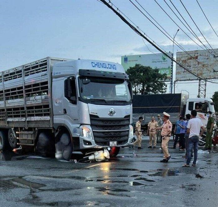 Tai nạn giao thông ngày 30/7/2023: Xe khách mất lái tông một người tử vong - Ảnh 3