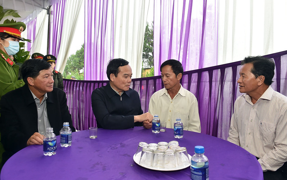 Sạt lở tại Lâm Đồng: Phó Thủ tướng Trần Lưu Quang đến hiện trường - Ảnh 3