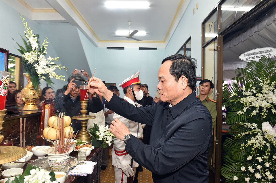 Sạt lở tại Lâm Đồng: Phó Thủ tướng Trần Lưu Quang đến hiện trường - Ảnh 2