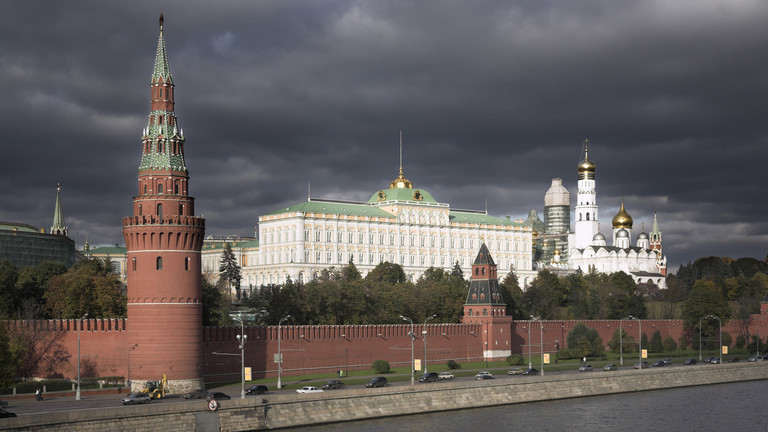Giới chức Nga đang xem x&eacute;t từ bỏ việc ph&ecirc; chuẩn hiệp ước CTBT. Ảnh: Sputnik