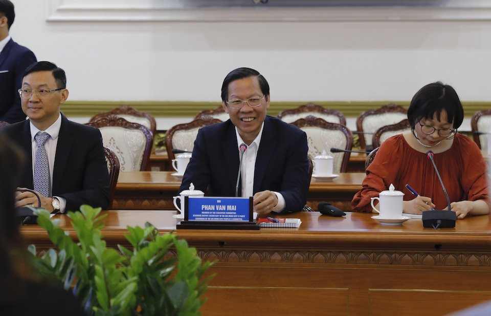 Chủ tịch UBND TP Hồ Ch&iacute; Minh Phan Văn M&atilde;i ph&aacute;t biểu tại buổi&nbsp;đ&oacute;n tiếp đo&agrave;n doanh nghiệp của bang California