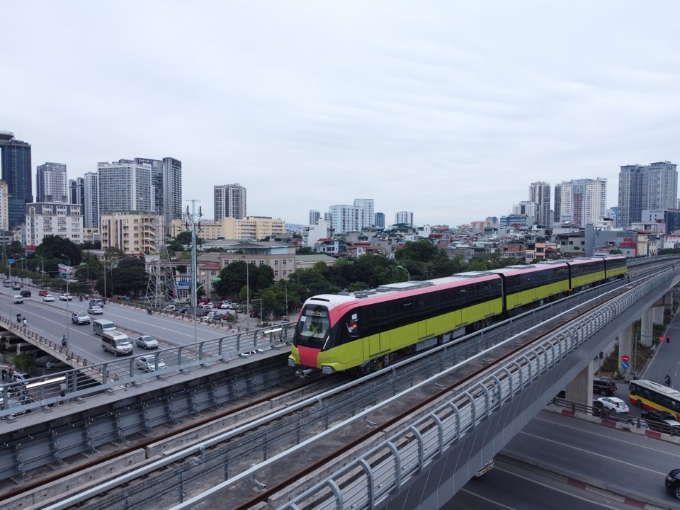 Đường sắt trên cao Nhổn - ga Hà Nội trong ngày chạy thử nghiệm. Ảnh: Hải Linh