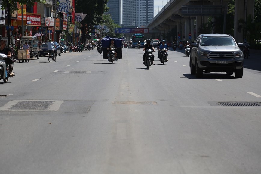 Điều chỉnh dải phân cách trên đường Nguyễn Trãi - Ảnh 3