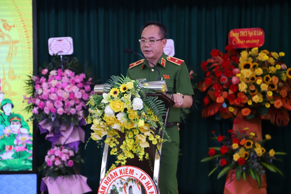 Thiếu tướng Nguyễn Thanh T&ugrave;ng - Ph&oacute; Gi&aacute;m đốc C&ocirc;ng an Th&agrave;nh phố, Ph&oacute; Trưởng Ban chỉ đạo 138 TP H&agrave; Nội ph&aacute;t biểu chỉ đạo tại hội nghị