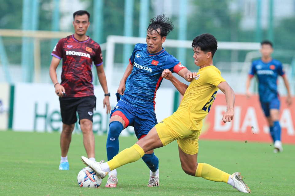 U23 Việt Nam sẽ tham dự Giải U23 Đ&ocirc;ng Nam &Aacute; 2023 sẽ diễn ra từ 17 - 26/8 tại Th&aacute;i Lan. Ảnh: Minh D&acirc;n.