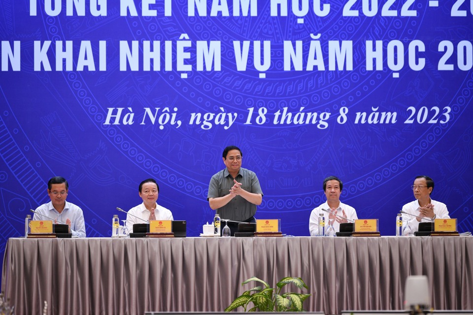 Thủ tướng Phạm Minh Chính dự hội nghị triển khai năm học mới 2023-2024 - Ảnh 1