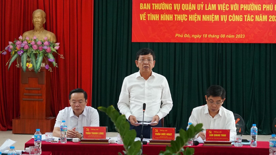 Ban Thường vụ Quận ủy Nam Từ Li&ecirc;m l&agrave;m việc với phường Ph&uacute; Đ&ocirc; nghe b&aacute;o c&aacute;o thực hiện nhiệm vụ 6 th&aacute;ng; tổng hợp kh&oacute; khăn, vướng mắc v&agrave; đề xuất kiến nghị của phường