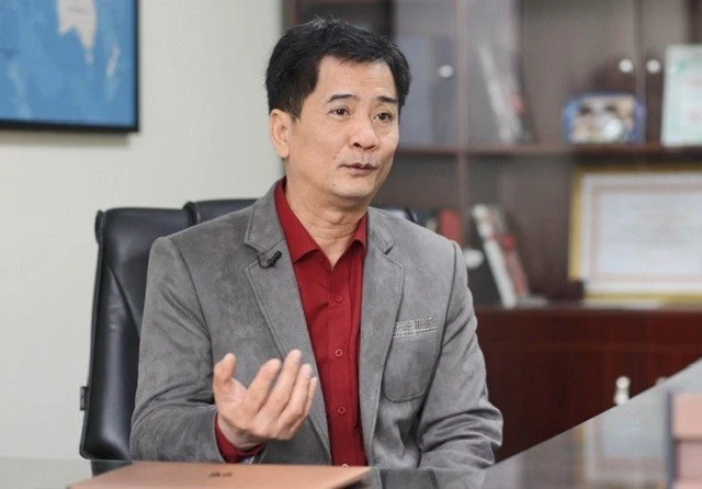 Ph&oacute; Chủ tịch Hiệp hội BĐS Việt Nam Nguyễn Văn Đ&iacute;nh.