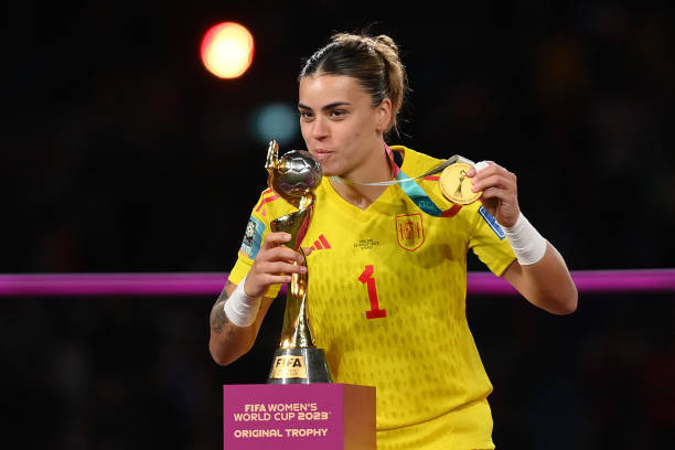 Lần đầu vô địch World Cup, tuyển nữ Tây Ban Nha ăn mừng đầy cảm xúc - Ảnh 9