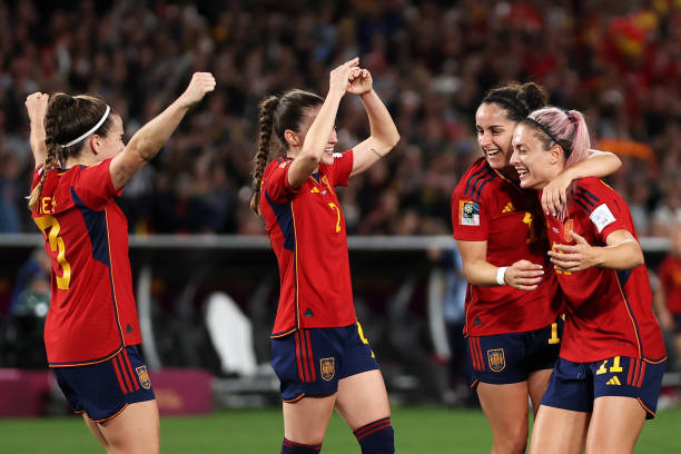 Lần đầu vô địch World Cup, tuyển nữ Tây Ban Nha ăn mừng đầy cảm xúc - Ảnh 5
