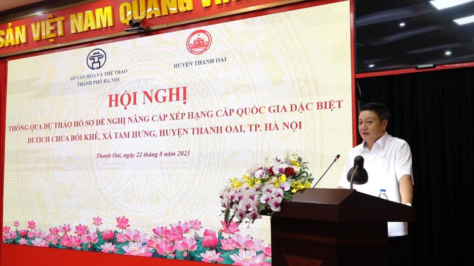 B&iacute; thư Huyện ủy Thanh Oai B&ugrave;i Ho&agrave;ng Phan ph&aacute;t biểu tại hội nghi.&nbsp;