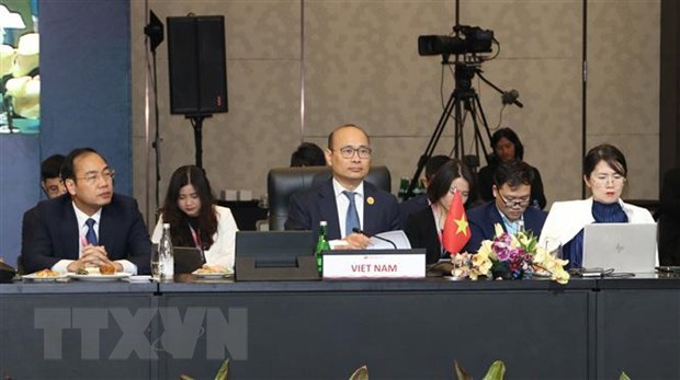 Đo&agrave;n Việt Nam tham dự Hội nghị Tham vấn Bộ trưởng Kinh tế ASEAN-H&agrave;n Quốc lần thứ 20. (Ảnh: Hữu Chiến/TTXVN) &nbsp;