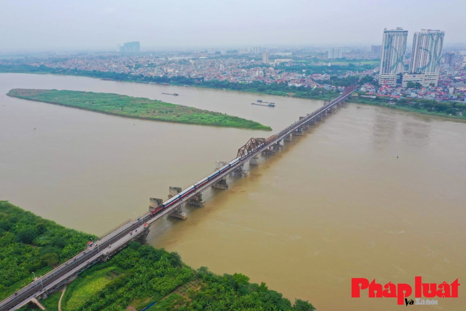 Chiêm ngưỡng những cây cầu bắc qua sông Hồng ở Hà Nội - Ảnh 11