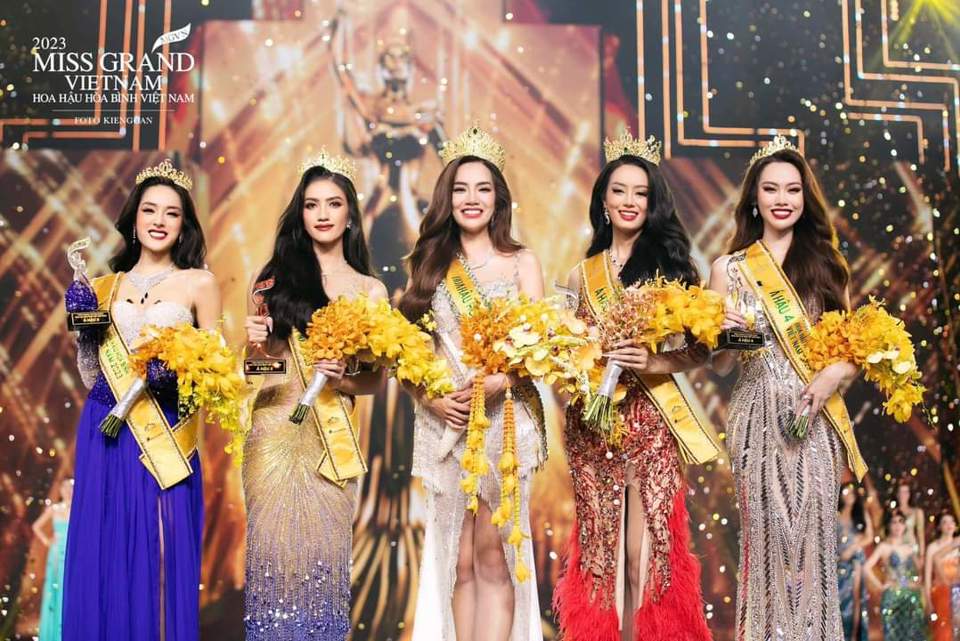 Hành trình đăng quang của Tân Hoa hậu Hòa bình Việt Nam 2023 Lê Hoàng Phương - Ảnh 18