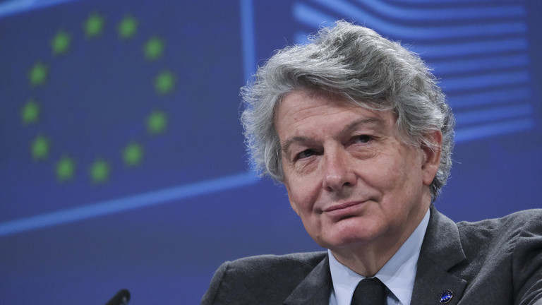 &Ocirc;ng Thierry Breton, Ủy vi&ecirc;n phụ tr&aacute;ch thị trường nội khối của EU. Ảnh: Getty