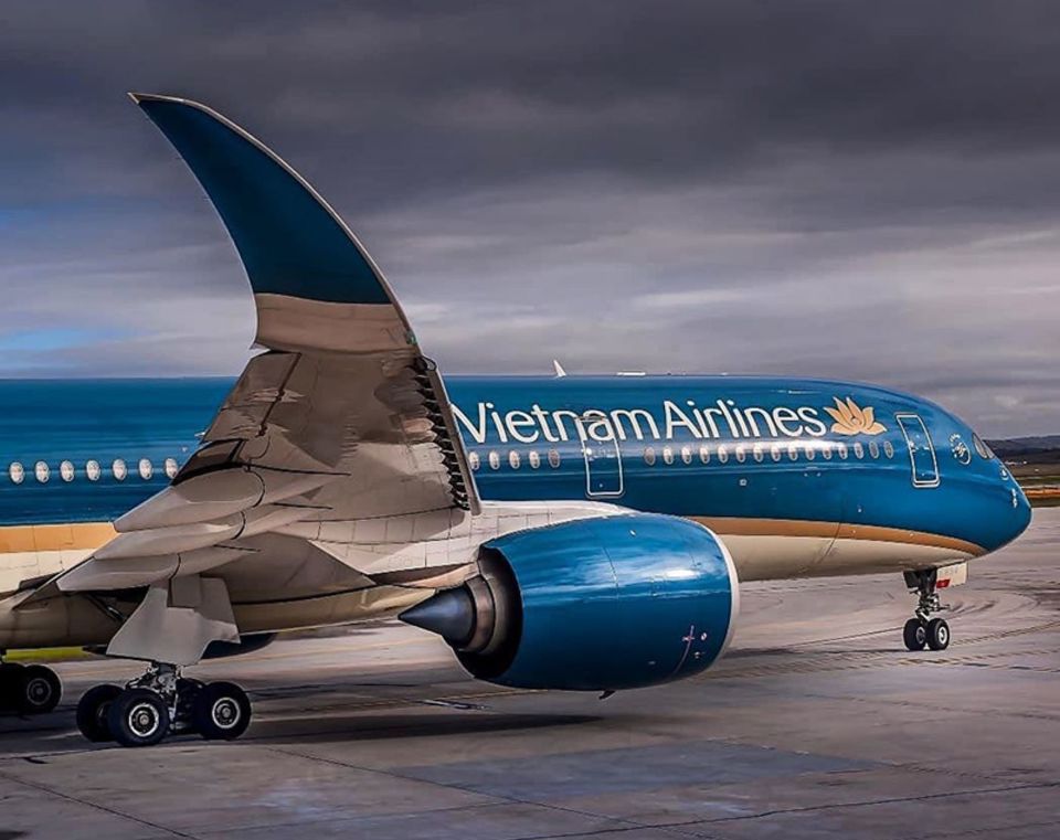 Nhi&ecirc;̀u chuy&ecirc;́n bay của Vietnam Airlines phải hủy, lùi thời gian khởi hành vì ảnh hưởng của bão Haikui.