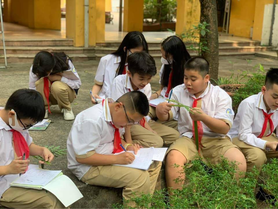 Học sinh được giao nhiệm vụ khi học môn KHTN cấp THCS (Ảnh: FB THCS Thái Thịnh)