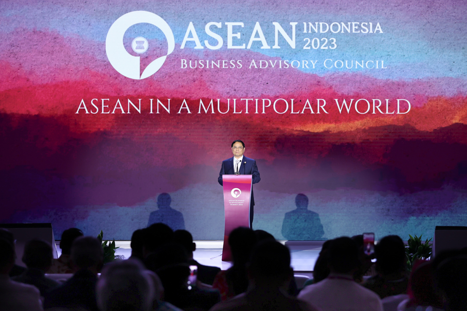 Thủ tướng Ch&iacute;nh phủ Phạm Minh Ch&iacute;nh ph&aacute;t biểu tại ASEAN BIS 2023 - Ảnh: VGP/Nhật Bắc &nbsp;