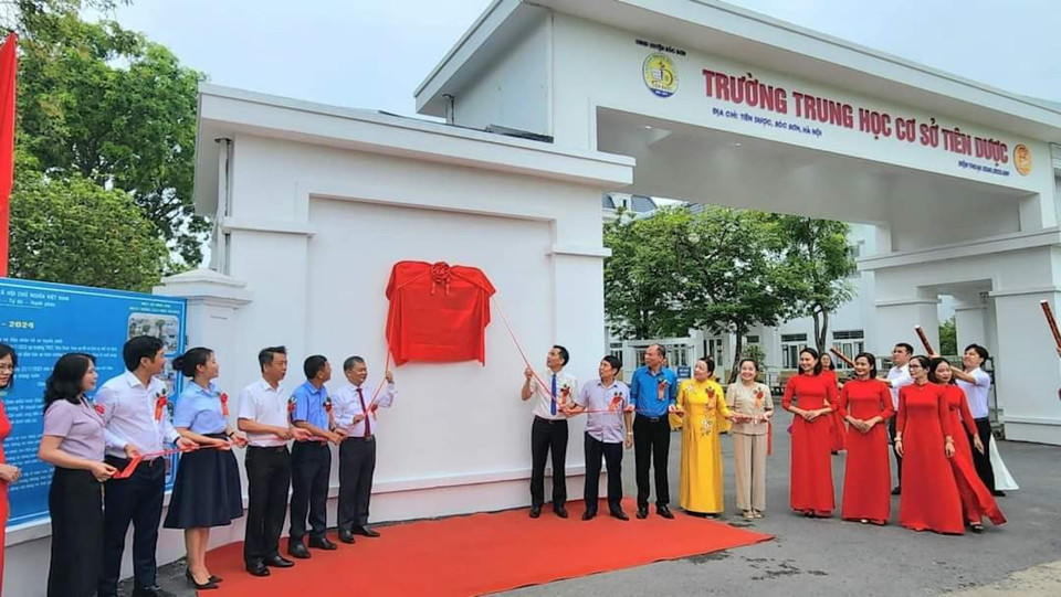 Trường THCS Ti&ecirc;n Dược được huyện S&oacute;c Sơn đầu tư n&acirc;ng cấp khang trang, hiện đại.