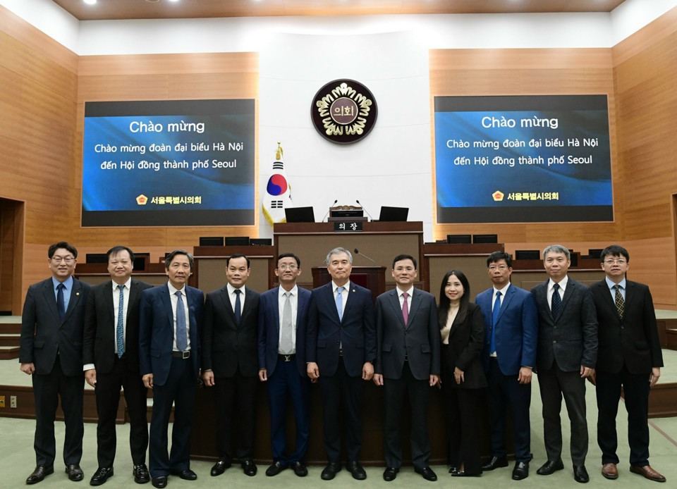 Đoàn công tác liên ngành TP Hà Nội thăm và làm việc tại Hội đồng TP Seoul - Hàn Quốc.