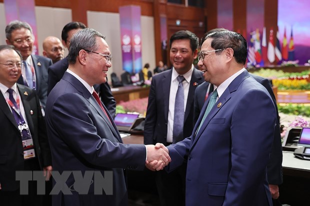 Thủ tướng Ch&iacute;nh phủ Phạm Minh Ch&iacute;nh đ&atilde; c&oacute; cuộc gặp với Thủ tướng Trung Quốc L&yacute; Cường ng&agrave;y 6/9/2023. Ảnh: TTXVN