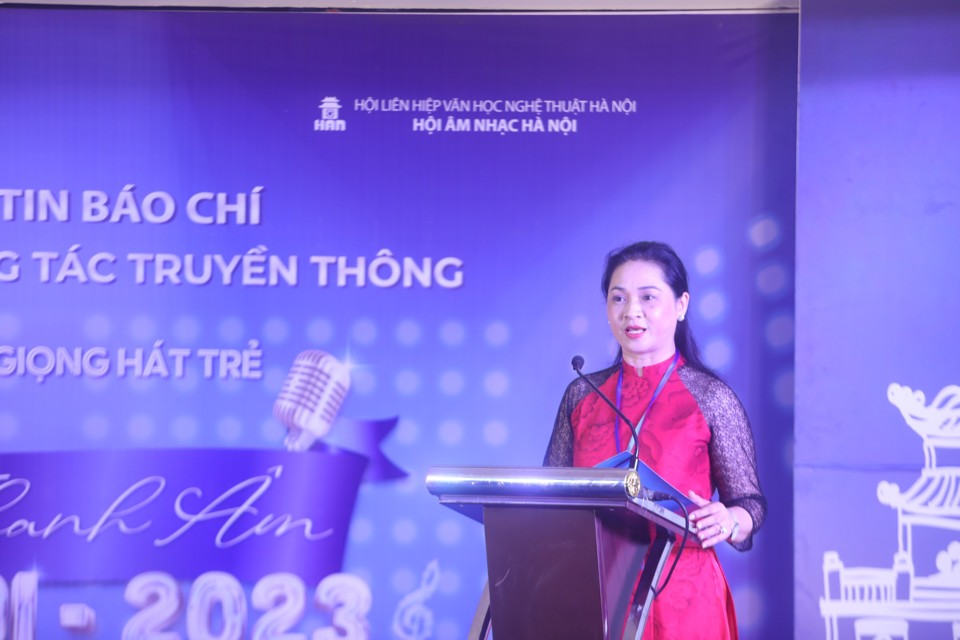 Gi&aacute;m đốc Trung t&acirc;m Văn h&oacute;a TP H&agrave; Nội (đồng trưởng ban tổ chức cuộc thi) L&yacute; Thị Th&uacute;y Hạnh ph&aacute;t biểu.&nbsp;