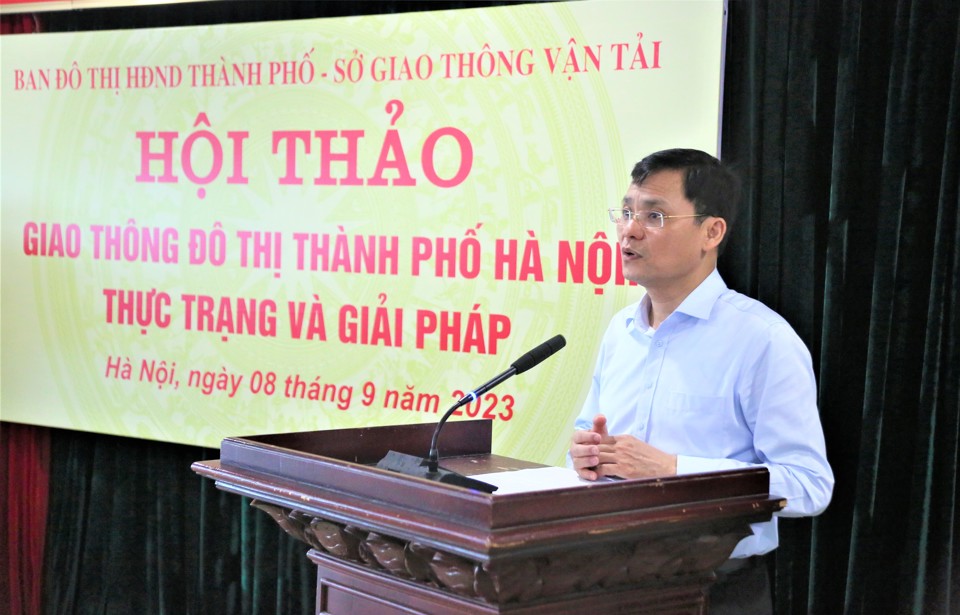 &Ocirc;ng Phạm Qu&iacute; Ti&ecirc;n &ndash; Ph&oacute; Chủ tịch HĐND TP H&agrave; Nội&nbsp; ph&aacute;t biểu tại hội thảo.