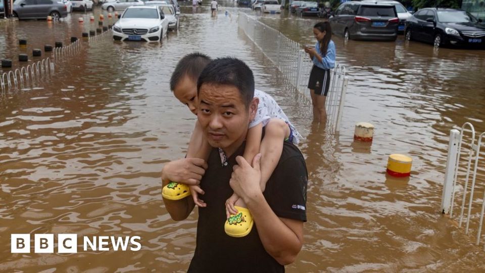 Ngập lụt ở Quảng Ch&acirc;u, tỉnh Quảng Đ&ocirc;ng, ng&agrave;y 8.9.2023. Ảnh: BBC