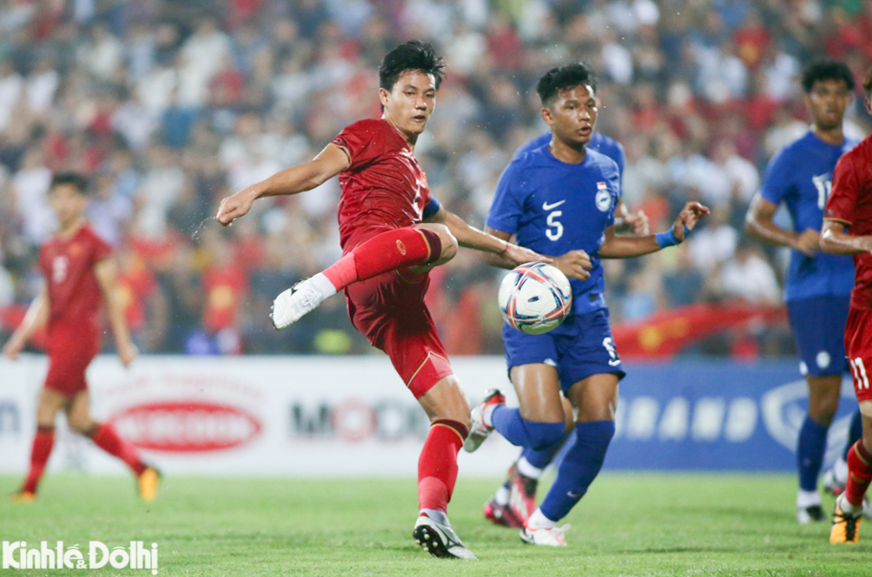 Bước v&agrave;o hiệp 2, U23 Việt Nam vẫn l&agrave; đội nắm thế chủ động trước đối thủ.