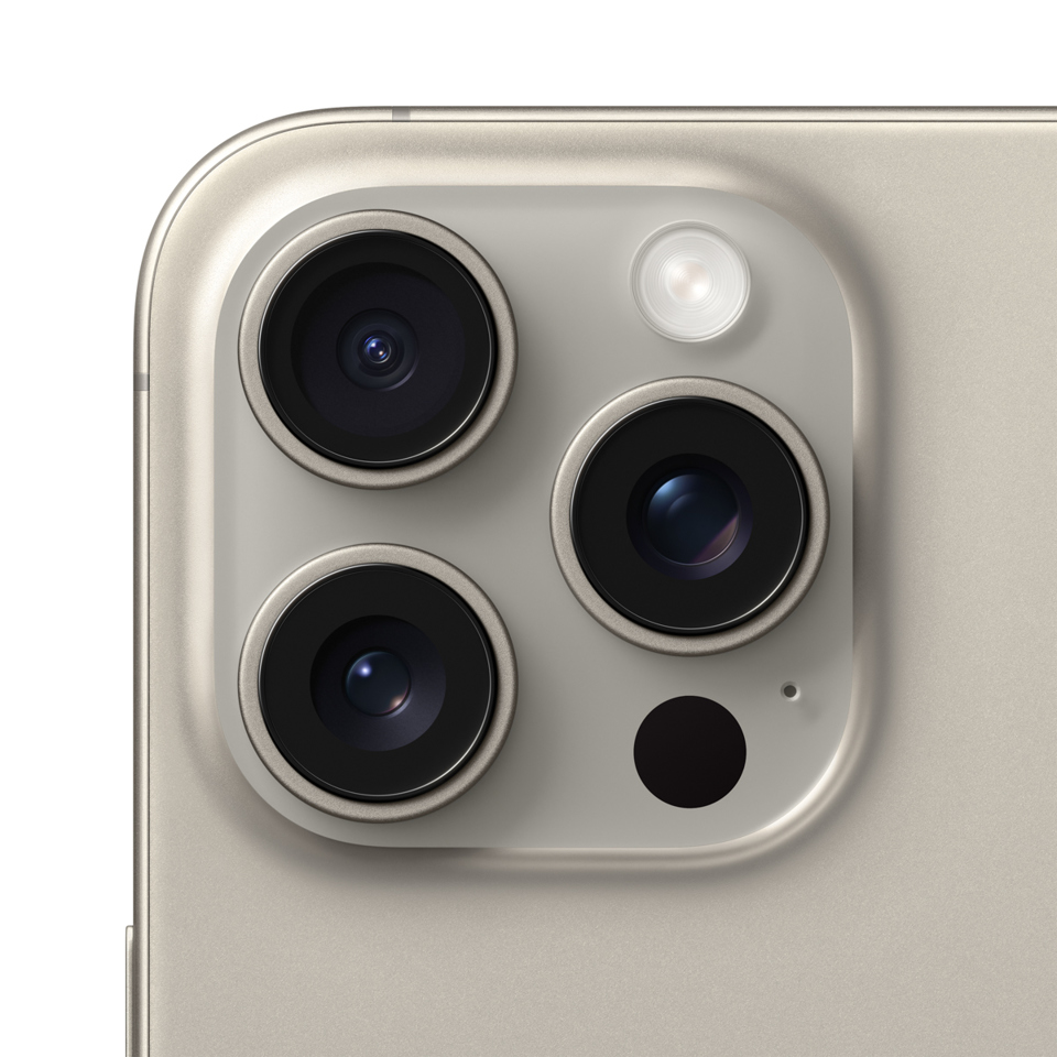 Cận cảnh camera&nbsp;tr&ecirc;n iPhone 15 Pro