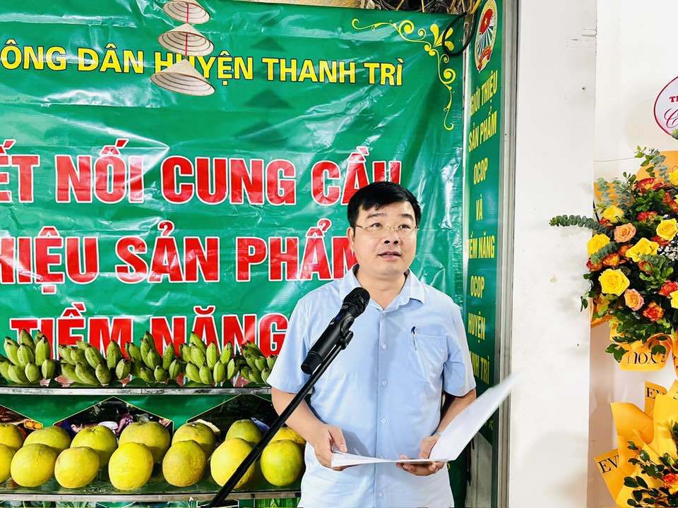 Chủ tịch Hội N&ocirc;ng d&acirc;n huyện Thanh Tr&igrave; Nguyễn Sỹ Th&agrave;nh ph&aacute;t biểu tại buổi lễ.