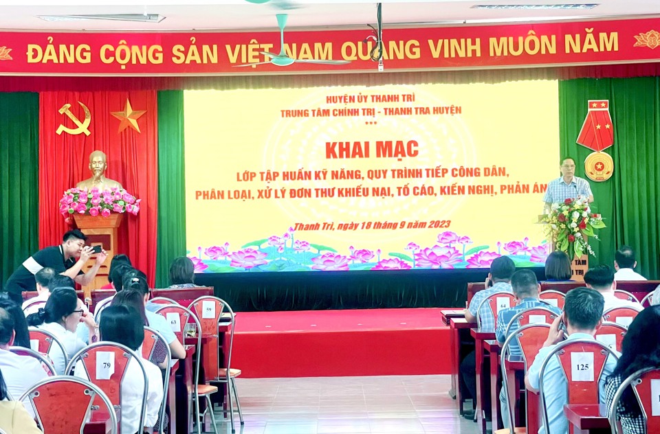 C&aacute;c đại biểu tham gia lớp tập huấn.