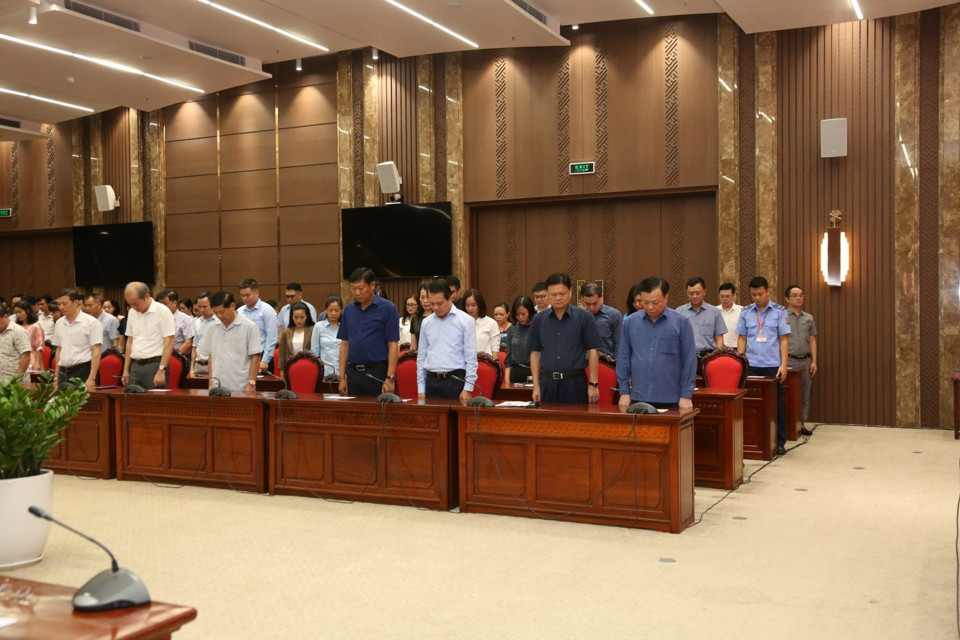 Cơ quan Thành ủy Hà Nội ủng hộ các nạn nhân vụ cháy quận Thanh Xuân - Ảnh 1