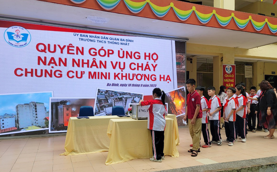 Ngành Giáo dục quận Ba Đình hỗ trợ các nạn nhân vụ cháy chung cư mini - Ảnh 1