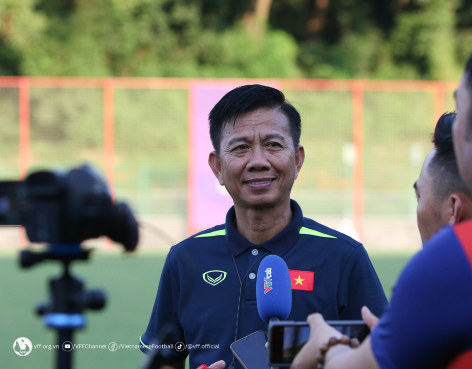 HLV&nbsp;Ho&agrave;ng Anh Tuấn tự tin trước trận đấu ra qu&acirc;n của tuyển Olympic Việt Nam tại Asiad 19.