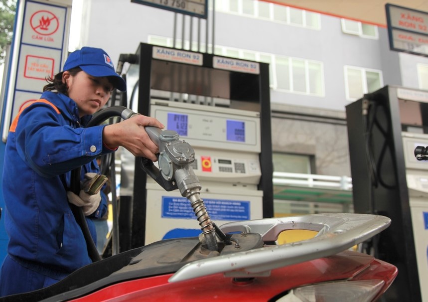 Dự báo ngày mai (13/11) giá xăng dầu đồng loạt giảm.