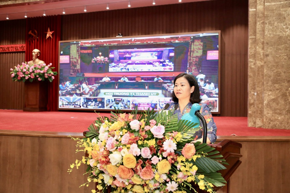 Ph&oacute; B&iacute; thư Thường trực Th&agrave;nh ủy Nguyễn Thị Tuyến ph&aacute;t biểu kết luận hội nghị.