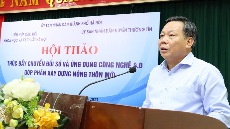 Ph&oacute; B&iacute; thư Th&agrave;nh ủy Nguyễn Văn Phong ph&aacute;t biểu chỉ đạo tại hội thảo