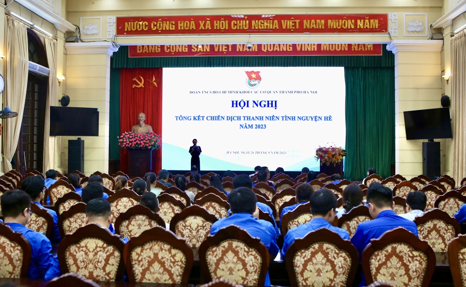 Quang cảnh hội nghị.