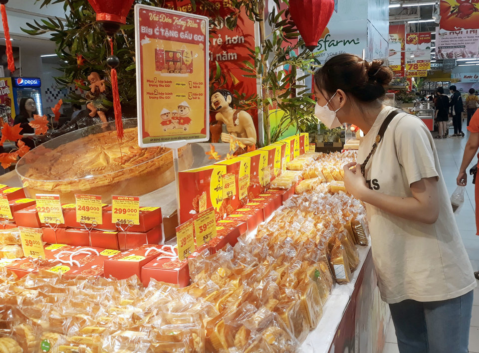 Thị trường bánh Trung thu ế ẩm, doanh nghiệp đồng loạt giảm giá