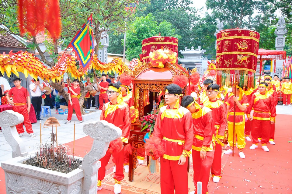 Lễ hội Đ&igrave;nh Bối H&agrave; l&agrave; lễ hội cổ truyền c&oacute; từ rất l&acirc;u đời của phường Dịch Vọng.