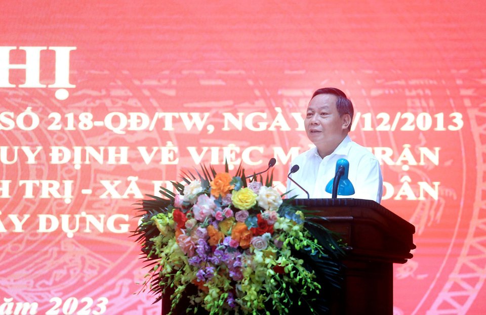Ph&oacute; B&iacute; thư Th&agrave;nh uỷ Nguyễn Văn Phong ph&aacute;t biểu tại hội nghị.