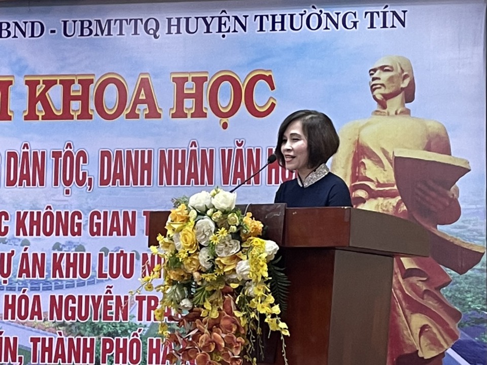 Tiến Sỹ Nguyễn Thị Kim Oanh ph&aacute;t biểu &yacute; kiến