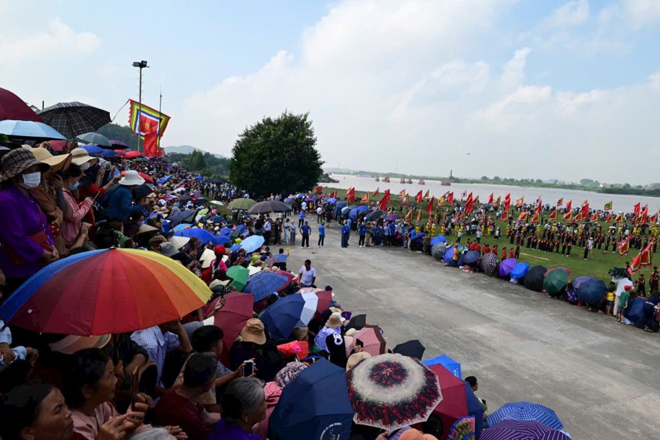 Chương tr&igrave;nh thu h&uacute;t h&agrave;ng vạn kh&aacute;n giả tới xem.