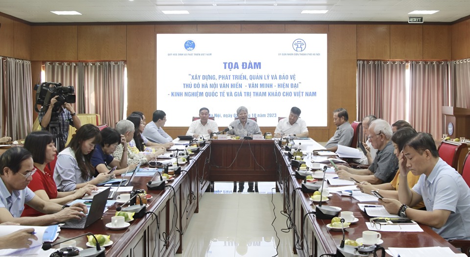 Quang cảnh toạ đ&agrave;m