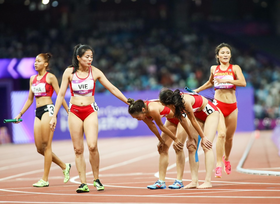 田徑項目在女子 4x400 公尺比賽中未獲得獎牌。 照片：布格雷夫；i Luong。