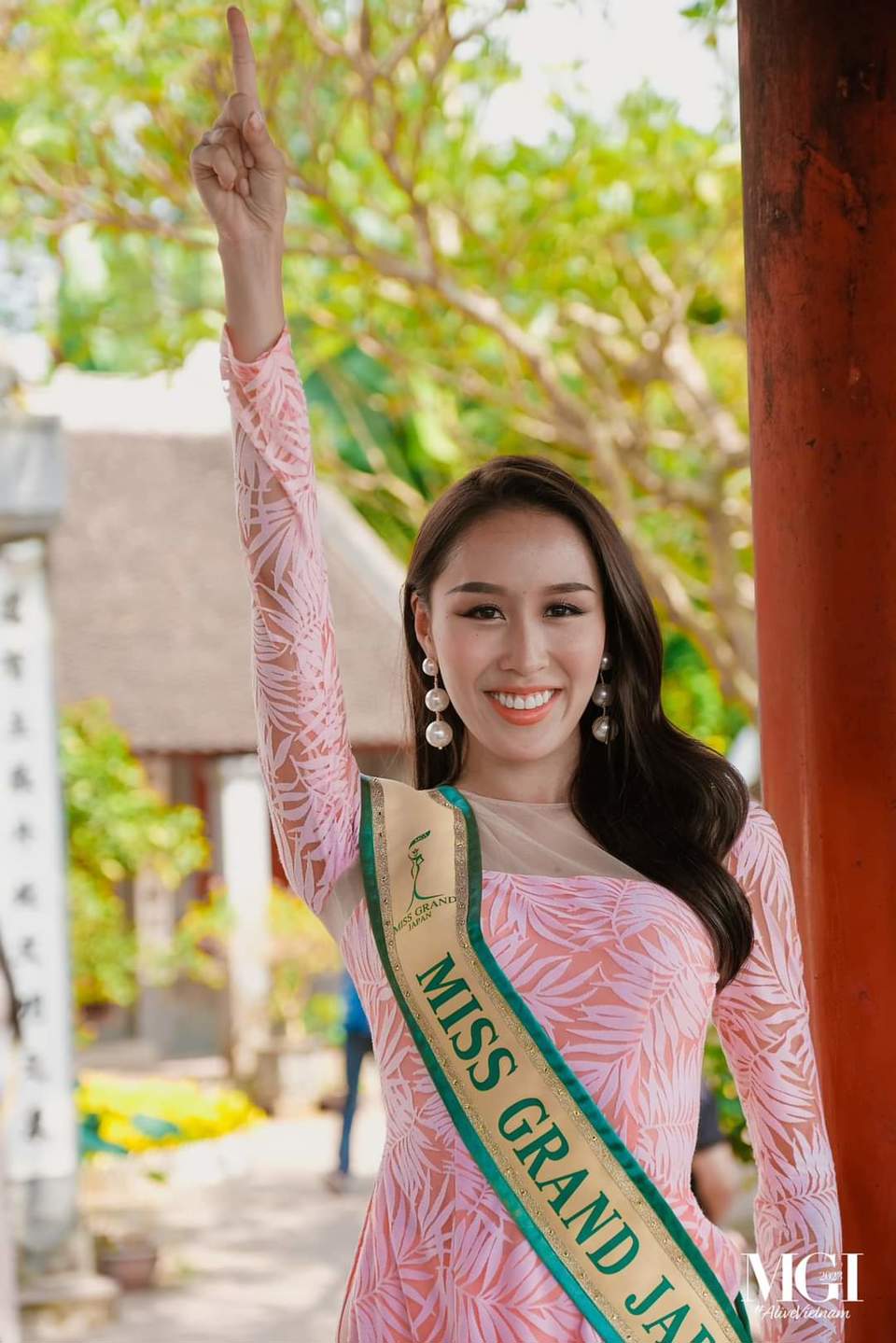 Miss Grand International Hoa hậu Hòa bình Quốc tế 2023 diện áo dài thăm Hà Nội - Ảnh 5
