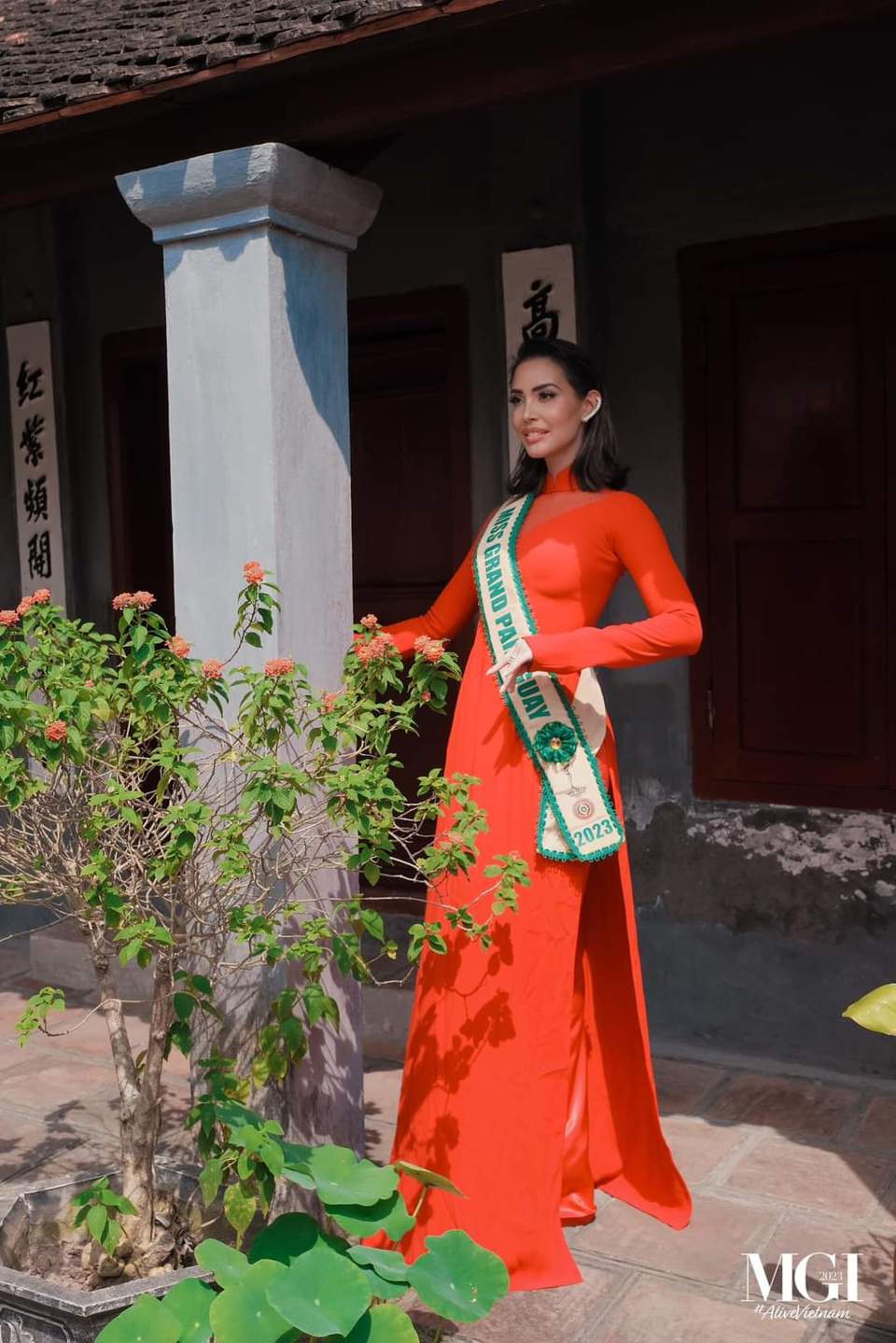 Miss Grand International Hoa hậu Hòa bình Quốc tế 2023 diện áo dài thăm Hà Nội - Ảnh 3