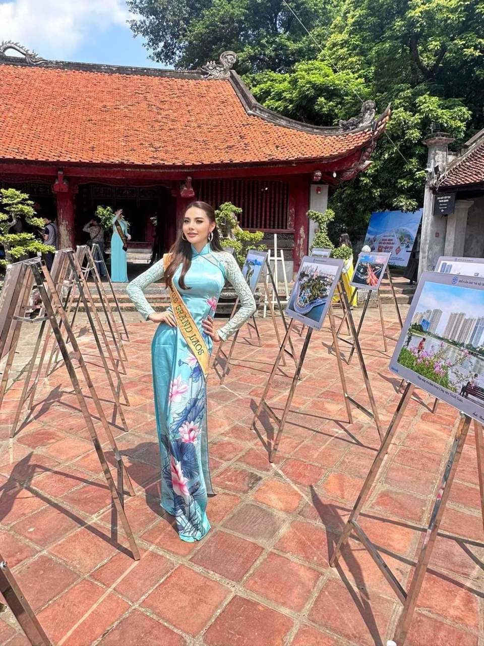 Miss Grand International 2023 duyên dáng bên triển lãm ảnh "Hà Nội trong tôi" - Ảnh 12