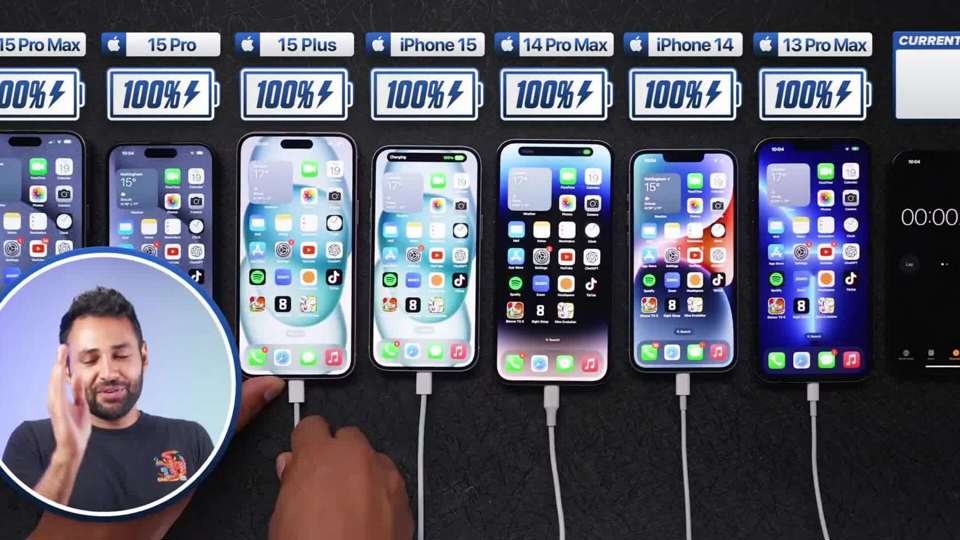 So s&aacute;nh thời lượng sử dụng pin của một số phi&ecirc;n bản iPhone. ( Ảnh lấy từ video của Mrwhosetheboss) &nbsp;